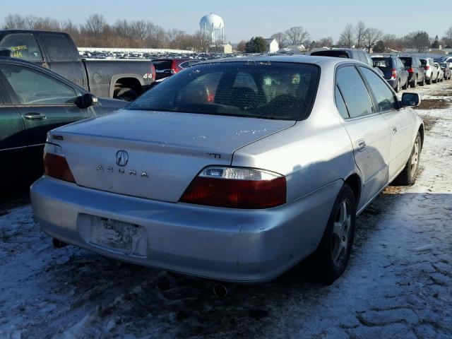 19UUA56752A012868 - 2002 ACURA 3.2TL SILVER photo 4