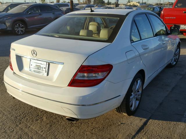 WDDGF54XX8F087342 - 2008 MERCEDES-BENZ C 300 白色 照片 4