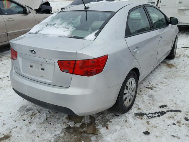 KNAFT4A26D5657982 - 2013 KIA FORTE LX SILVER photo 4