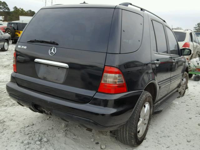 4JGAB57E25A531405 - 2005 MERCEDES-BENZ ML 350 BLACK photo 4