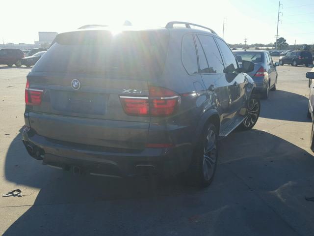 5UXZV8C56BL418495 - 2011 BMW X5 XDRIVE5 GRAY photo 4