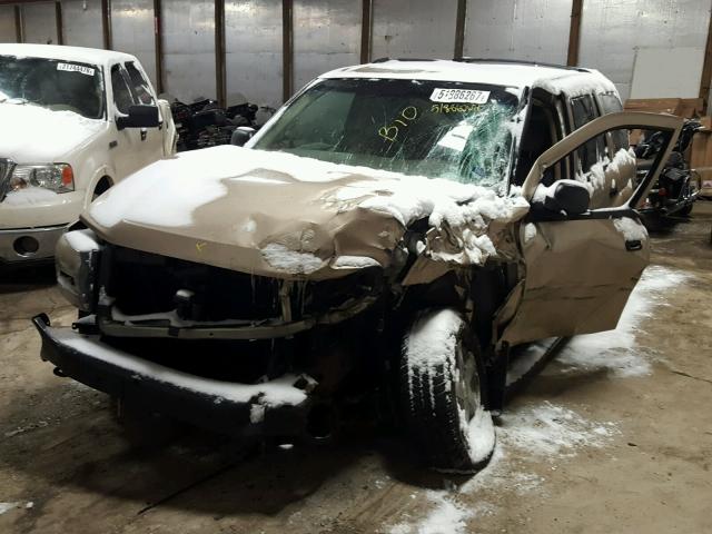 1GNDT13S642186365 - 2004 CHEVROLET TRAILBLAZE TAN photo 2