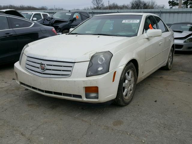 1G6DP577370157869 - 2007 CADILLAC CTS HI FEA WHITE photo 2