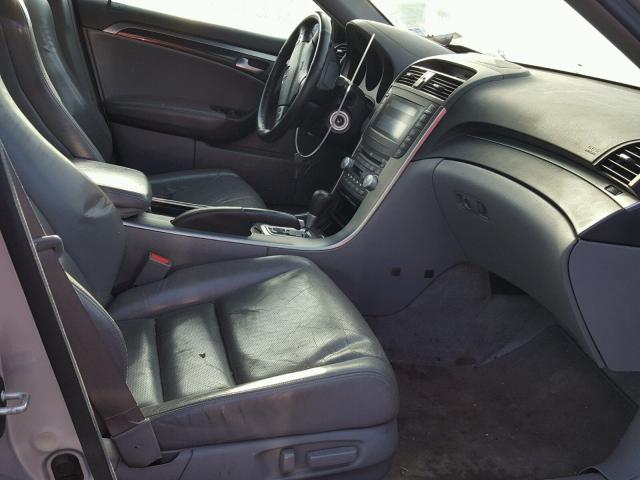 19UUA66286A056248 - 2006 ACURA 3.2TL SILVER photo 5