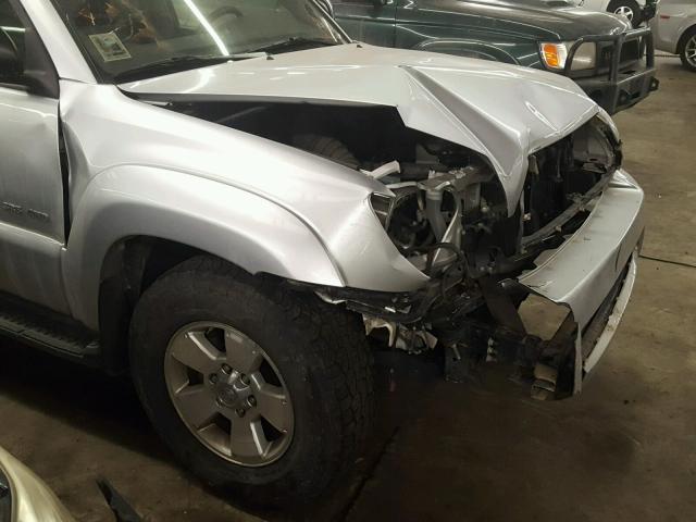 JTEBU14R578096999 - 2007 TOYOTA 4RUNNER SR SILVER photo 9