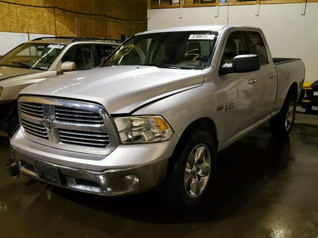 1C6RR7GT7GS342007 - 2016 RAM 1500 SLT SILVER photo 2