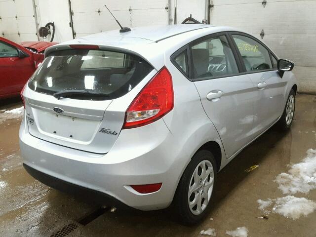 3FADP4EJ0CM134679 - 2012 FORD FIESTA SE SILVER photo 4