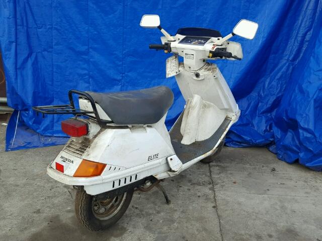 3H1HF0313KD400720 - 1989 HONDA CH80 WHITE photo 4