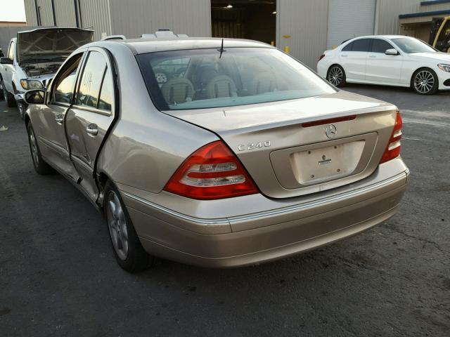 WDBRF61J52E006946 - 2002 MERCEDES-BENZ C 240 BROWN photo 3