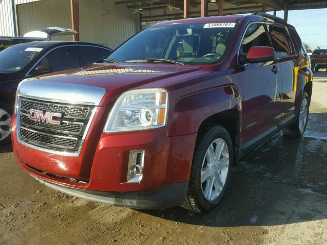 2CTALUEC8B6340727 - 2011 GMC TERRAIN SL BURGUNDY photo 2