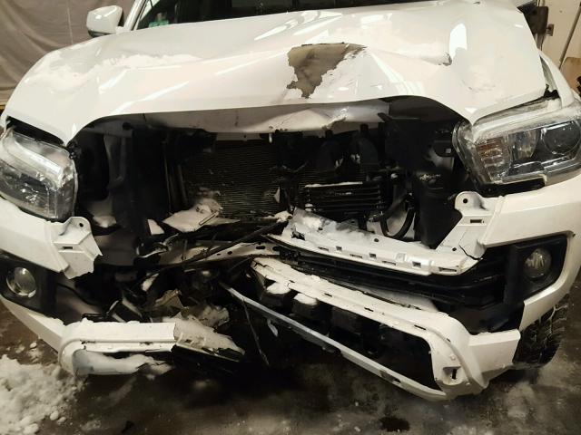 3TMDZ5BN5GM008566 - 2016 TOYOTA TACOMA DOU WHITE photo 9