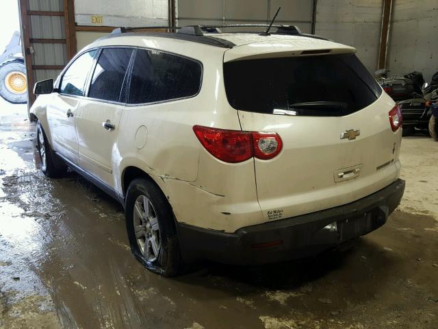 1GNKRJED3CJ330575 - 2012 CHEVROLET TRAVERSE L WHITE photo 3