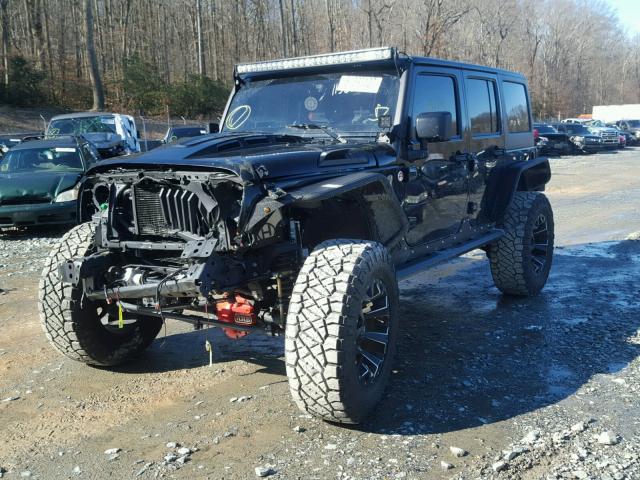 1C4HJWFG4HL525578 - 2017 JEEP WRANGLER U BLACK photo 2