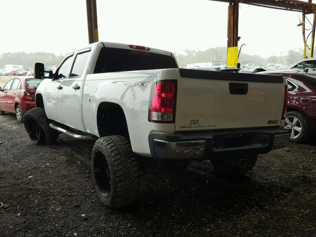 1GTHK536X9F139055 - 2009 GMC SIERRA K25 WHITE photo 3