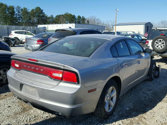 2C3CDXBG9EH108788 - 2014 DODGE CHARGER SE GRAY photo 4