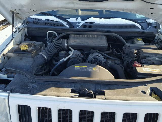 1J8HG48K06C206169 - 2006 JEEP COMMANDER WHITE photo 7