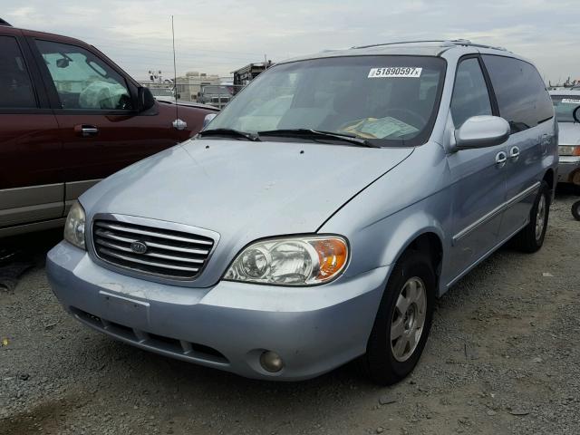 KNDUP131926140491 - 2002 KIA SEDONA EX SILVER photo 2