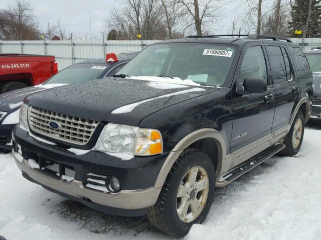 1FMZU74W94UA93467 - 2004 FORD EXPLORER E BLACK photo 2