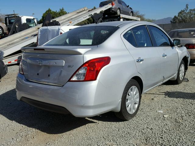 3N1CN7AP7HL812061 - 2017 NISSAN VERSA S SILVER photo 4