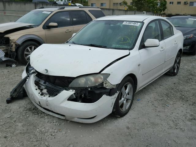 JM1BK12F361479785 - 2006 MAZDA 3 I WHITE photo 2