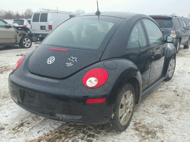 3VWPW31C38M520593 - 2008 VOLKSWAGEN NEW BEETLE BLACK photo 4