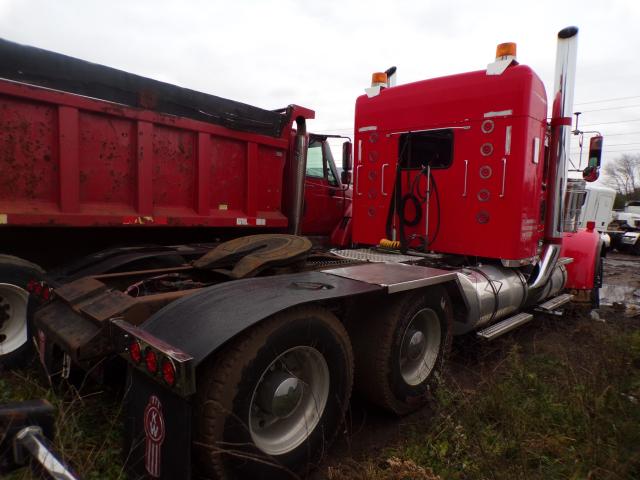 1XKWDB9X2YJ860597 - 2000 KENWORTH CONSTRUCTI RED photo 4