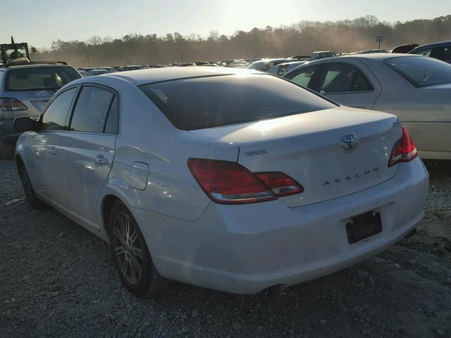 4T1BK36BX7U190997 - 2007 TOYOTA AVALON XL WHITE photo 3