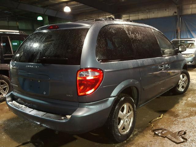 1D4GP45R85B338754 - 2005 DODGE CARAVAN SX BLUE photo 4