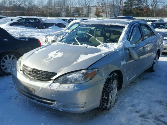4T1BE32K23U726851 - 2003 TOYOTA CAMRY LE SILVER photo 2