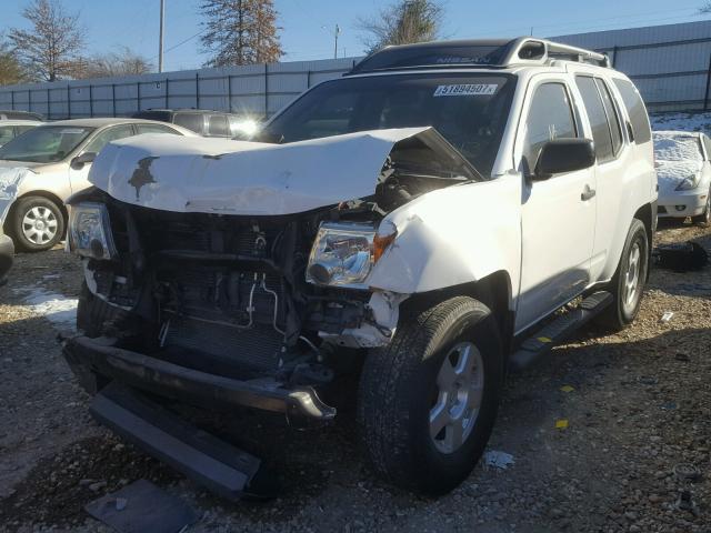 5N1AN08U28C533812 - 2008 NISSAN XTERRA OFF WHITE photo 2