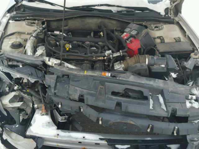 3FAHP0GA7AR205156 - 2010 FORD FUSION S SILVER photo 7