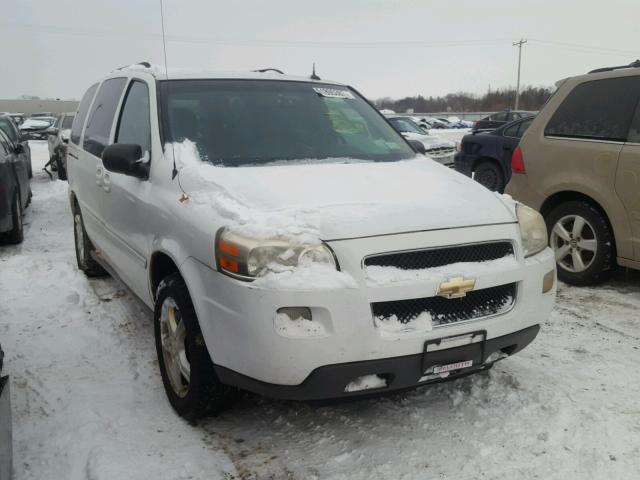 1GNDV23L35D174396 - 2005 CHEVROLET UPLANDER L WHITE photo 1