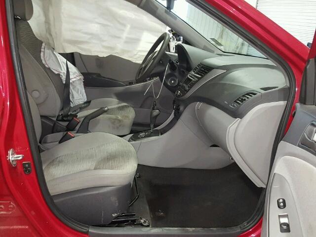 KMHCT4AEXGU018896 - 2016 HYUNDAI ACCENT SE RED photo 5