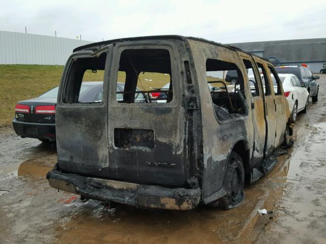 1GBFG15R7Y1219275 - 2000 CHEVROLET EXPRESS G1 BURN photo 4