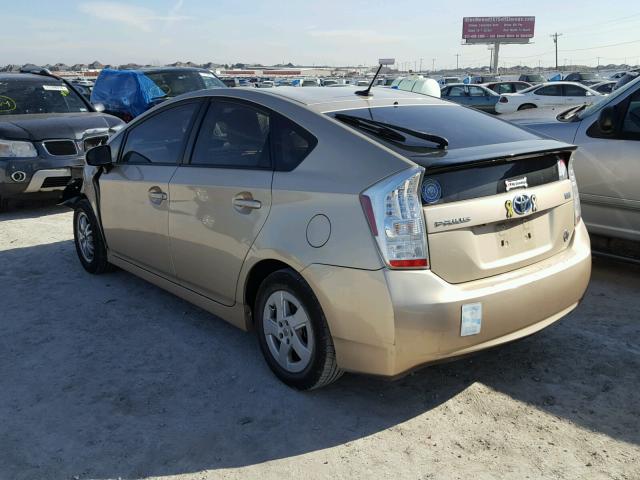 JTDKN3DU4A0127733 - 2010 TOYOTA PRIUS GOLD photo 3