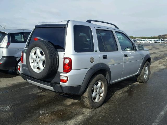 SALNY22225A454303 - 2005 LAND ROVER FREELANDER SILVER photo 4