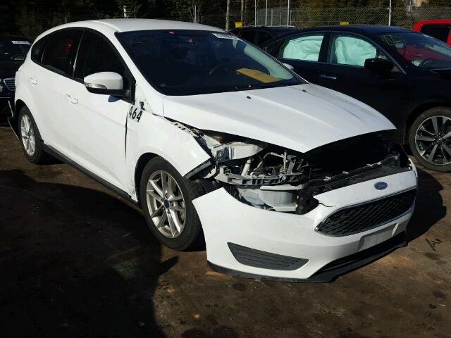 1FADP3K28FL259247 - 2015 FORD FOCUS SE WHITE photo 1