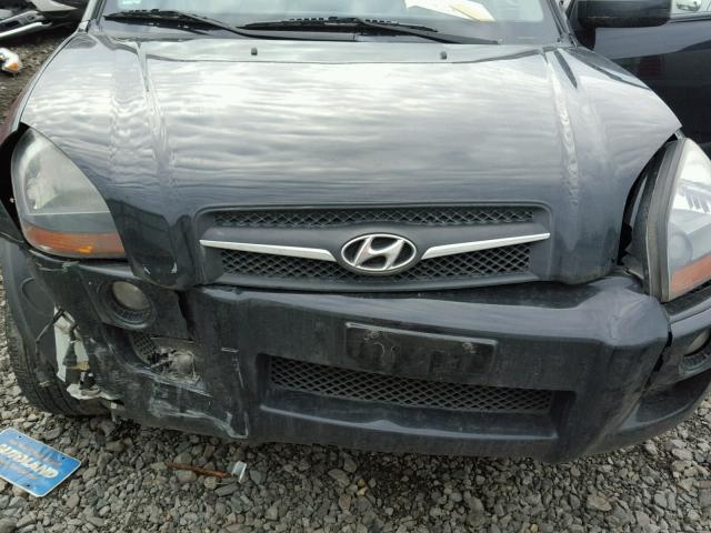 KM8JN72D49U936221 - 2009 HYUNDAI TUCSON SE BLACK photo 7