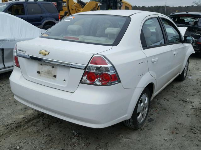 KL1TD56637B150944 - 2007 CHEVROLET AVEO BASE WHITE photo 4