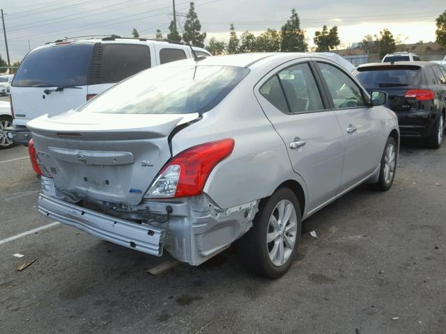 3N1CN7AP9FL925961 - 2015 NISSAN VERSA S SILVER photo 4