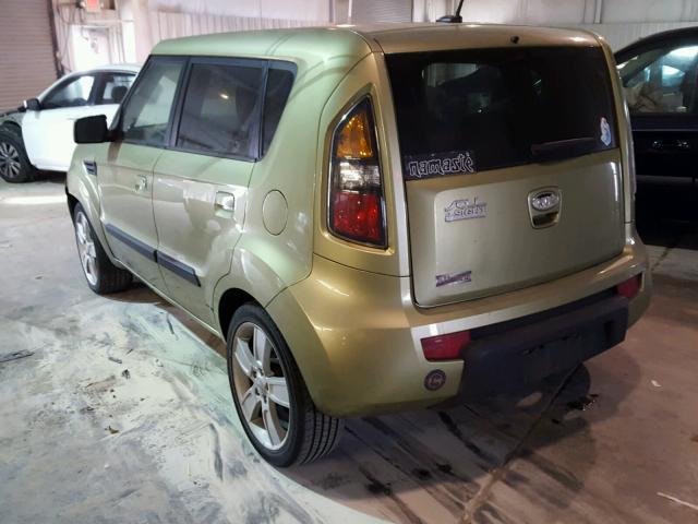 KNDJT2A26A7103603 - 2010 KIA SOUL + GREEN photo 3