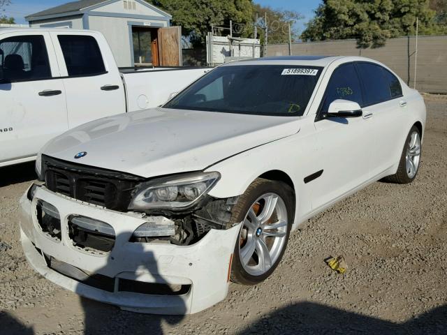 WBAYA6C53DC995174 - 2013 BMW 740 I WHITE photo 2