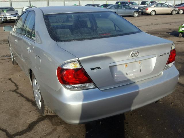 4T1BE32K45U073412 - 2005 TOYOTA CAMRY LE GRAY photo 3