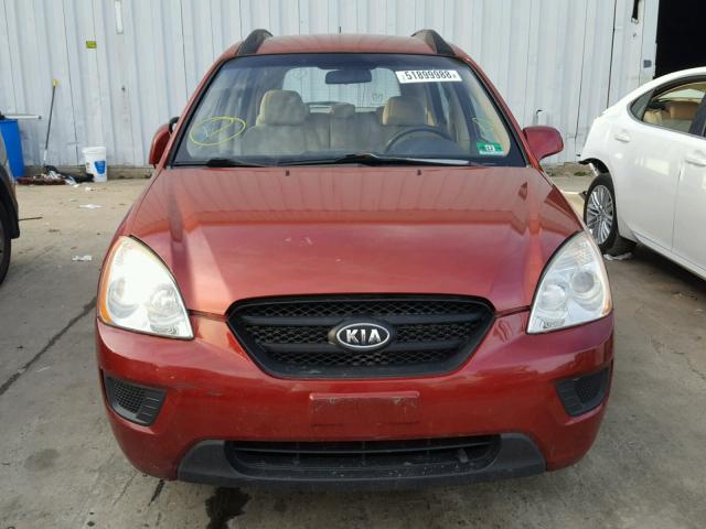 KNAFG526887157473 - 2008 KIA RONDO LX RED photo 9