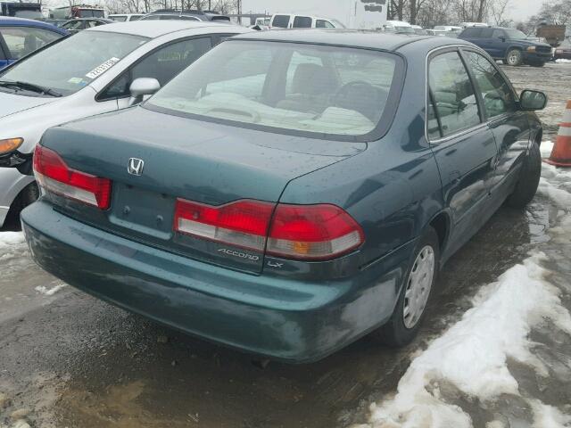 1HGCG66572A124649 - 2002 HONDA ACCORD LX GREEN photo 4