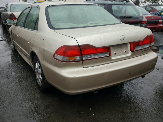 JHMCG66841C016483 - 2001 HONDA ACCORD EX GOLD photo 3