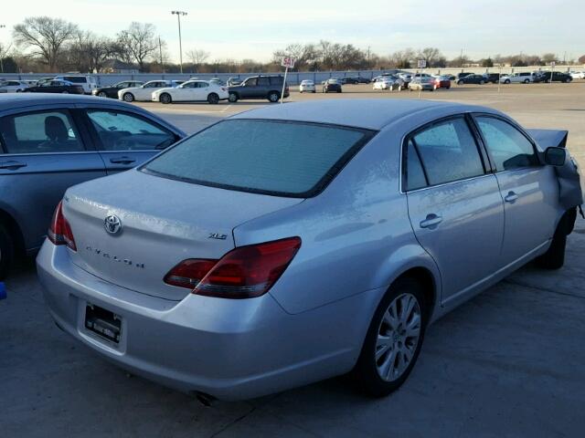 4T1BK36B98U288453 - 2008 TOYOTA AVALON XL SILVER photo 4