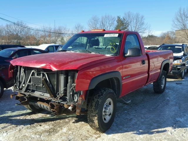 1GCHK24U23E372307 - 2003 CHEVROLET SILVERADO RED photo 2