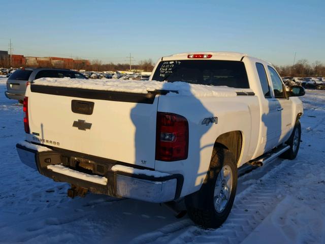 1GCRKSE30BZ358813 - 2011 CHEVROLET SILVERADO WHITE photo 4