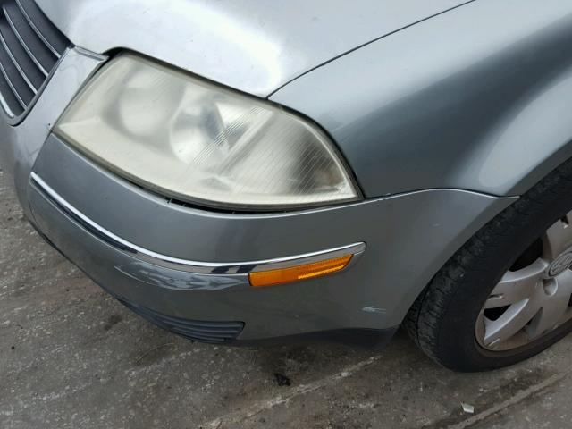 WVWAD63B95E041407 - 2005 VOLKSWAGEN PASSAT GLS GRAY photo 9